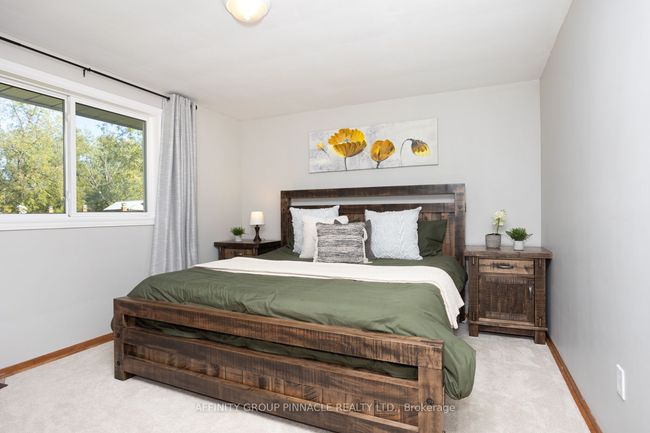 44 St David St, House other with 5 bedrooms, 2 bathrooms and 4 parking in Lindsay ON | Image 14