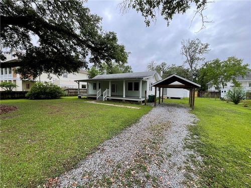 314 W Beach Pkwy, Mandeville, LA, 70448-4911 | Card Image
