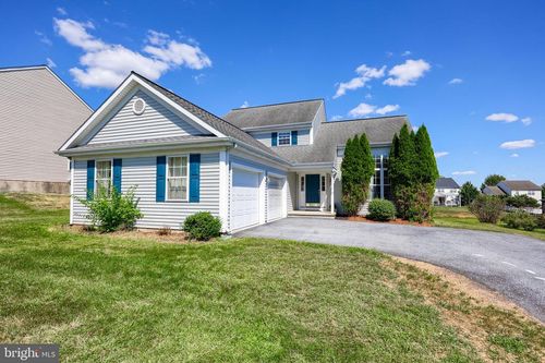 81 Tower Dr, ELIZABETHTOWN, PA, 17022-8317 | Card Image