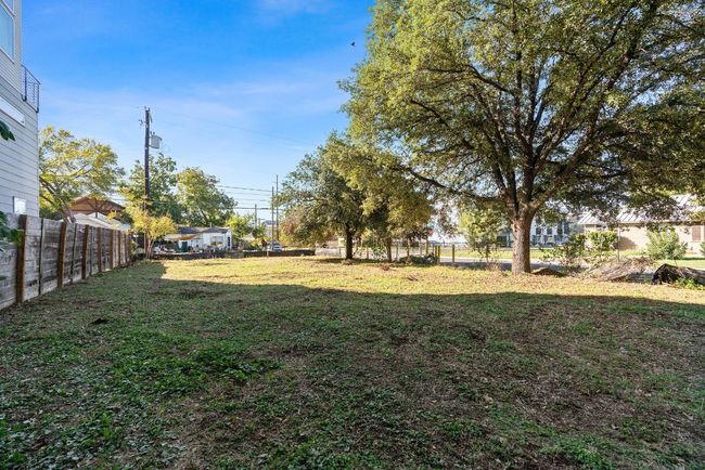 1800 E Martin Luther King Jr Blvd, Home with 0 bedrooms, 0 bathrooms and null parking in Austin TX | Image 11