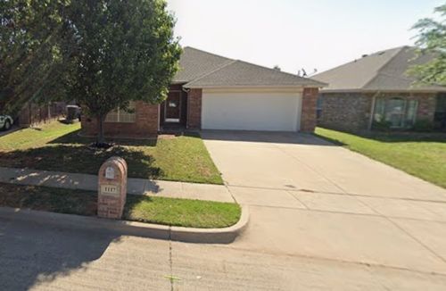 1117 Monticello Dr, Azle, TX, 76020-5138 | Card Image