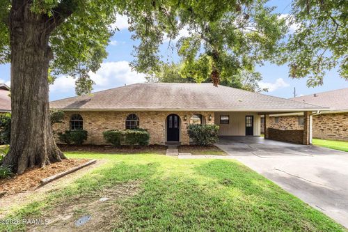 106 Alpha Dr, Lafayette, LA, 70506-3922 | Card Image
