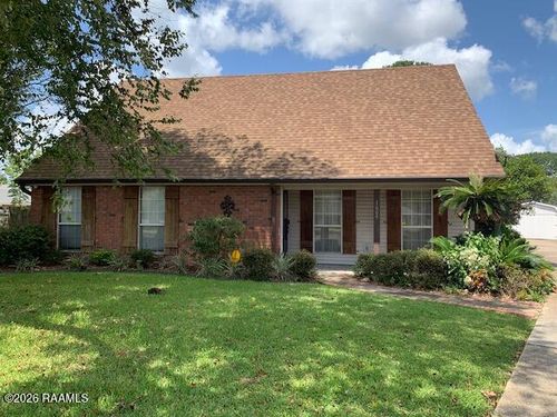 1609 Cole Dr, New Iberia, LA, 70560-6751 | Card Image