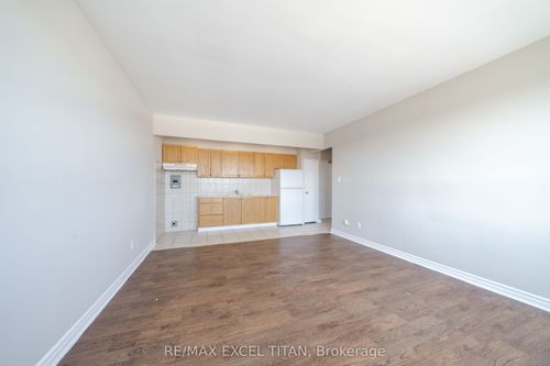 738d-468 Ottawa St N, Hamilton, ON, L8H4A6 | Card Image