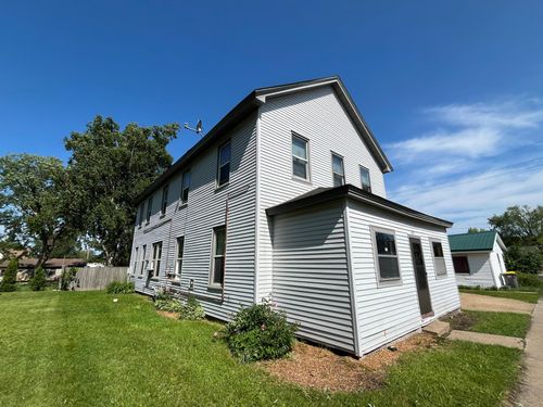 1040 7th Ave, BALDWIN, WI, 54002-9284 | Card Image