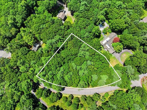 27 Hampstead Way, Marshfield, MA, 02050-6237 | Card Image