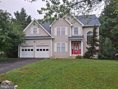 74 Barrel Horse Dr, CHARLES TOWN, WV, 25414-9488 | Card Image