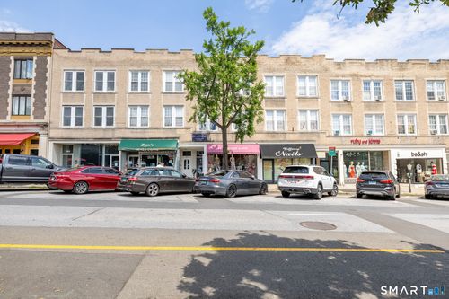 347 Greenwich Ave, Greenwich, CT, 06830-2526 | Card Image
