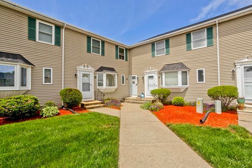 9-55 Pleasant St, Granby, MA, 01033-9789 | Card Image
