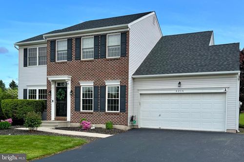 6216 Clover Ln, Macungie, PA, 18062-8423 | Card Image