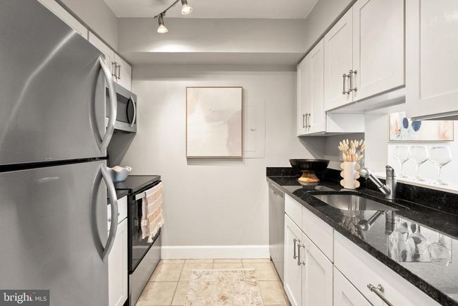 APT-411 - 3401 38 Th St Nw, Condo with 1 bedrooms, 1 bathrooms and null parking in WASHINGTON DC | Image 16