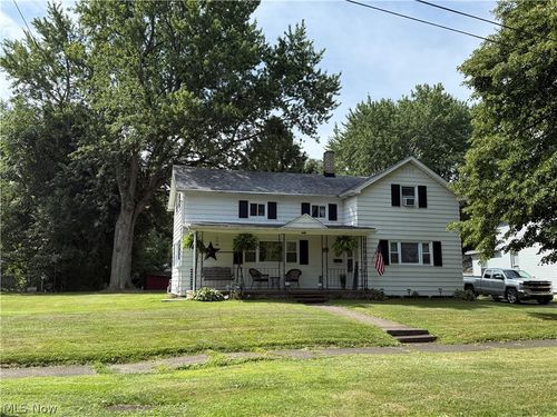 397 Depot St, Conneaut, OH, 44030-2468 | Card Image
