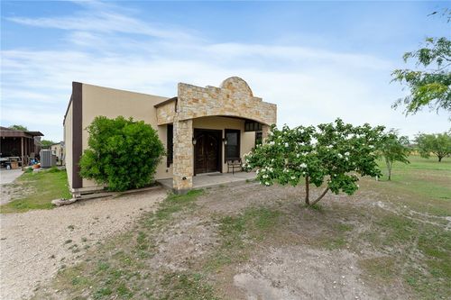 4274 Callicoatte Rd, Robstown, TX, 78380 | Card Image