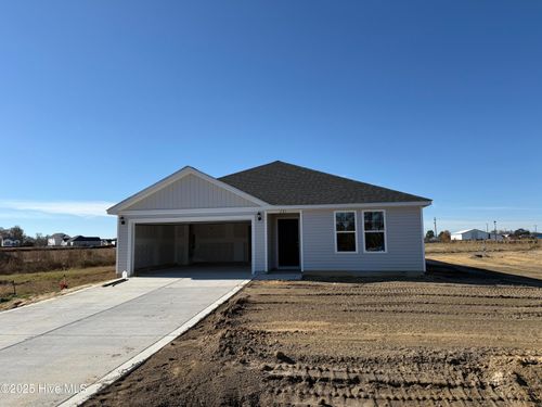 231 Tuscarora Drive, La Grange, NC, 28551 | Card Image