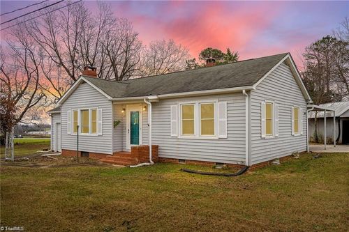 165 Lakeview Church Rd, Linwood, NC, 27299-9601 | Card Image