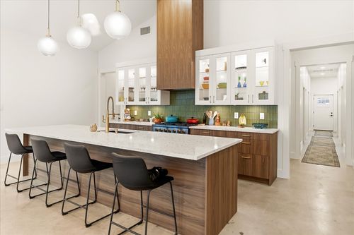 1550 Montell Rd, Wimberley, TX, 78676-5097 | Card Image