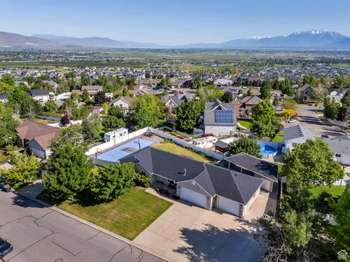 69 E Hudson Dr, Elk Ridge, UT, 84651-5598 | Card Image