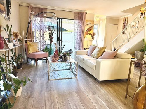 28615 Conejo View Dr, Agoura Hills, CA, 91301-3315 | Card Image