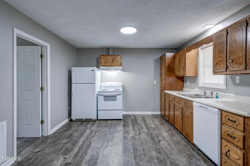 4-175 Scenic Apartment Rd, Unicoi, TN, 37692-4653 | Card Image