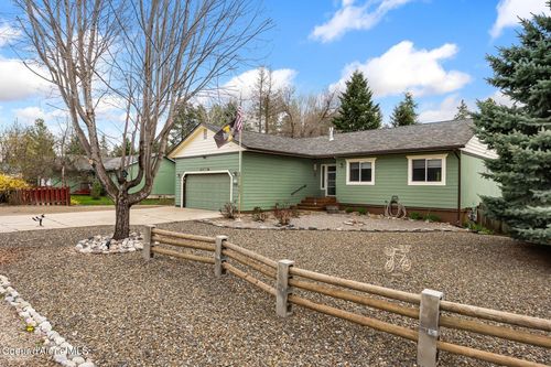52 Robin Dr, Sagle, ID, 83860-9116 | Card Image