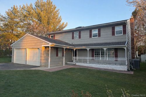 53A Grove Street, Oyster Bay, NY, 11547 | Card Image