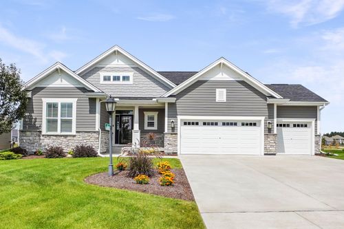 2929 Mendota Dr, Summit, WI, 53066-5129 | Card Image