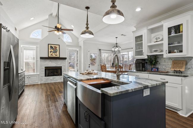 513 Windsor-14 | Image 14