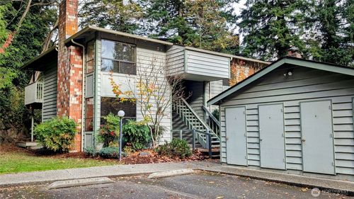 1627 Ne 199th Place, Shoreline, WA, 98155 | Card Image