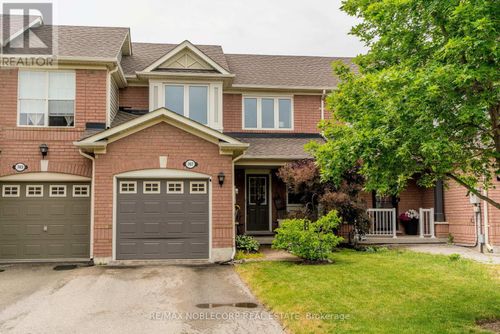 747 Edwards Avenue, Milton (BE Beaty), ON, L9T6B2 | Card Image