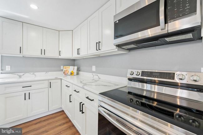 11 Helluva Hill Ln, House other with 3 bedrooms, 3 bathrooms and null parking in GLEN MILLS PA | Image 5