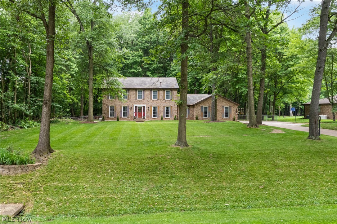 Bramblewood Dr, New Franklin, OH 44319