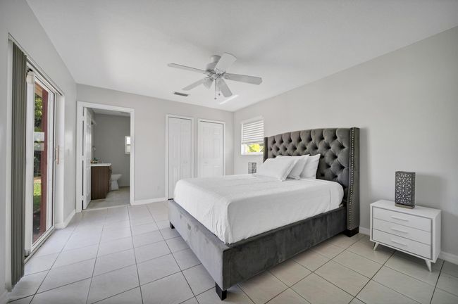 113 Madrid St, House other with 4 bedrooms, 3 bathrooms and null parking in Royal Palm Beach FL | Image 7