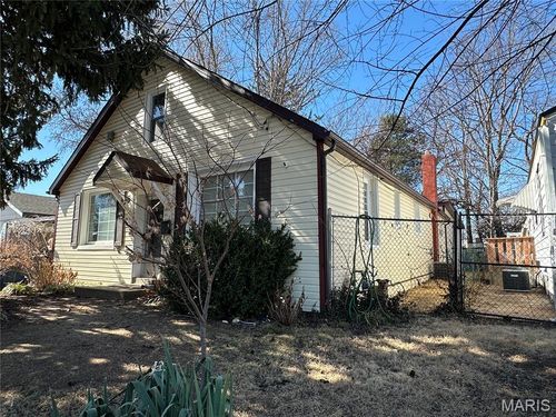 6255 Hancock Ave, Berkeley, MO, 63134-1709 | Card Image
