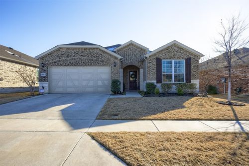 944 Memorial Dr, Aubrey, TX, 76227-2114 | Card Image