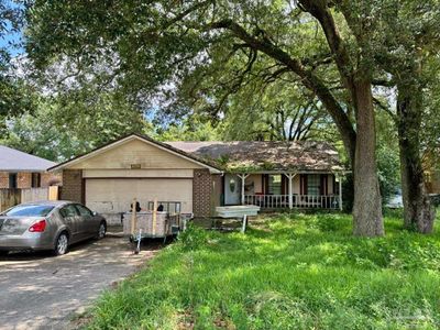 5842 Roble Loma, House other with 3 bedrooms, 2 bathrooms and 2 parking in Pensacola FL | Image 1