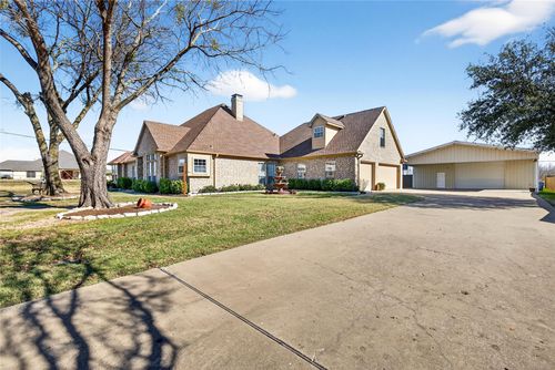 10411 Woodbridge Dr, Forney, TX, 75126-8063 | Card Image