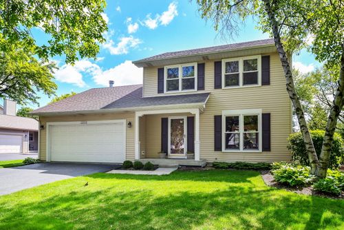 2264 Briarhill Dr, Naperville, IL, 60565-3147 | Card Image