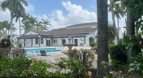 95-4654 Nw 97th Ct, Doral, FL, 33178-1976 | Card Image