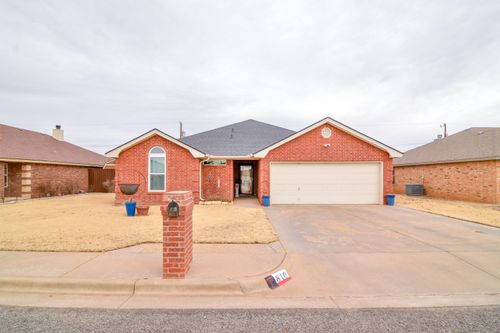810 11th St, Wolfforth, TX, 79382-2400 | Card Image