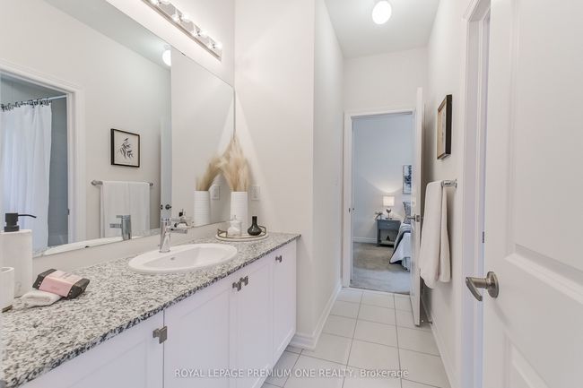 799 Apple Terr, House other with 5 bedrooms, 4 bathrooms and 2 parking in Milton ON | Image 35