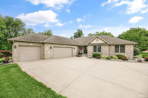 57467 County Road 19, Goshen, IN, 46528-7094 | Card Image