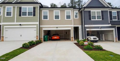 6915 Doddridge Ln, Cary, NC, 27519-4534 | Card Image