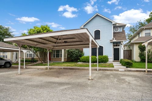 2723 Crown Arbor Dr, San Antonio, TX, 78251-1726 | Card Image
