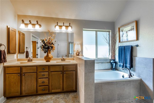 112 Lantana Crst, House other with 3 bedrooms, 3 bathrooms and null parking in Spring Branch TX | Image 11