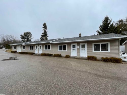 5139 Main St, Greenbush, MI, 48738-9758 | Card Image