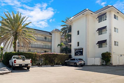apt-7-924 Se 2nd St, Fort Lauderdale, FL, 33301-3616 | Card Image
