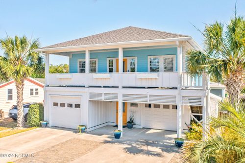 124 Dow Avenue, Kure Beach, NC, 28449 | Card Image