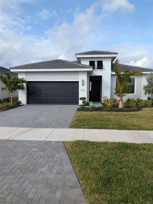 18243 Rockport Pl, LAKEWOOD RANCH, FL, 34211-1170 | Card Image