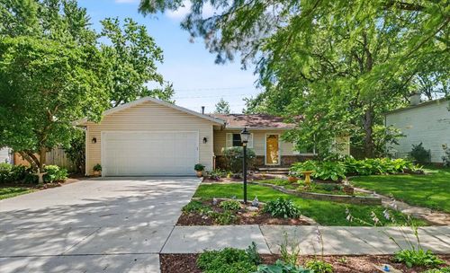 201 E Willard Street, Urbana, IL, 61801 | Card Image