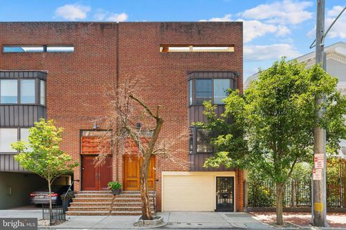 a-830 Lombard St, PHILADELPHIA, PA, 19147-1317 | Card Image